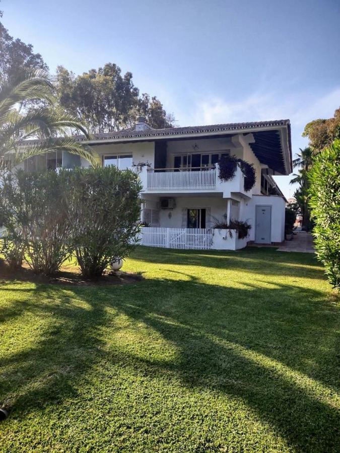 Puerto Banus Apartment Near Beachfront, Sunny Terrace, Pool, Tennis Court, Parking And Movies Projector Марбелья Екстер'єр фото